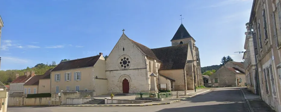 Extérieurs de l'église de Quenne