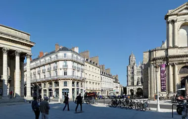 Place du théâtre Dijon