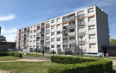Façade bâtiment rue Debussy à Montbéliard