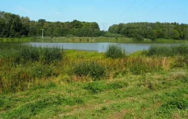 Vue sur l'étang du Vallon du Prélot