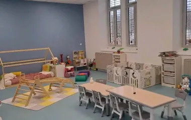 intérieur de la maison d'assistantes maternelles