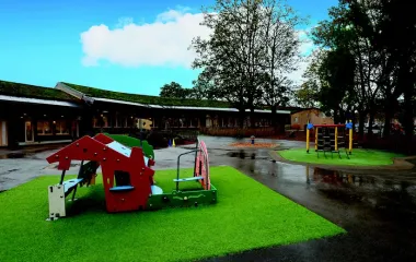 Cour de récréation de l'école Kergomard à Besançon