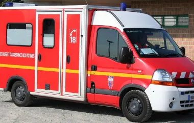 Véhicule de secours des pompiers
